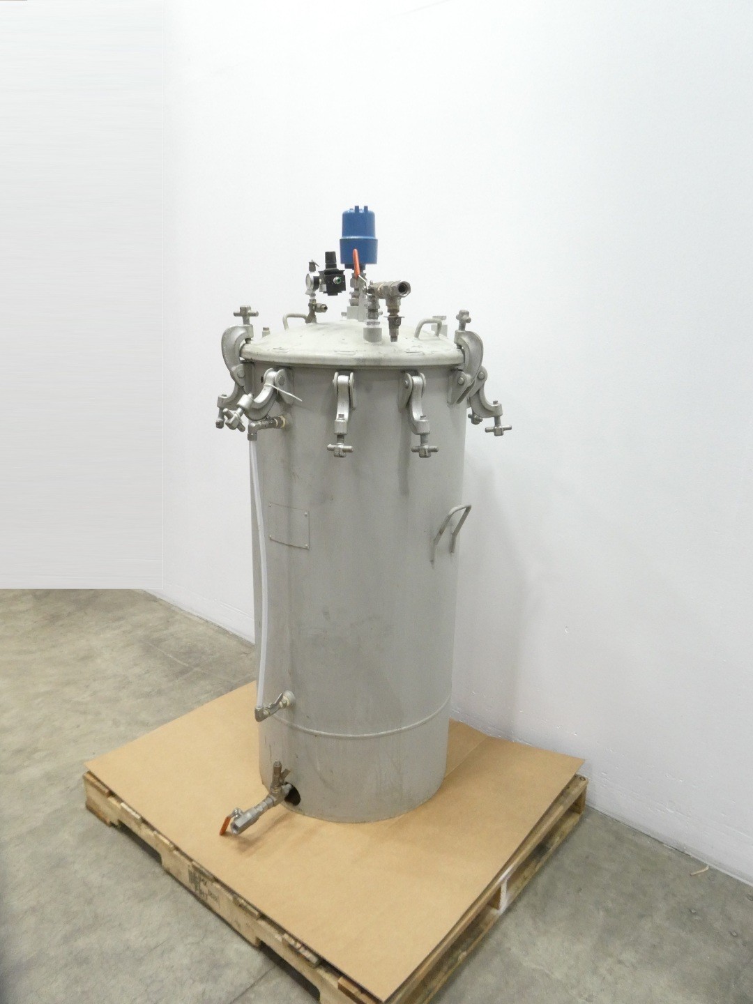 Silvan Industries H.148 S.120 C.312 Tank 2010