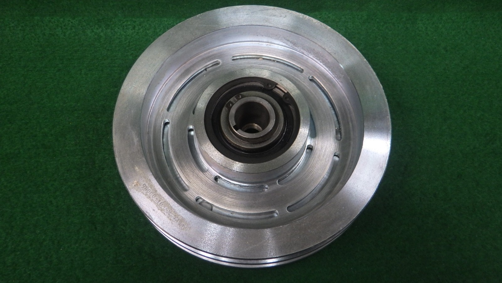 NOS Vintage Tennant 12V Electromagnetic Clutch Pulley 7″ Double-v Groove