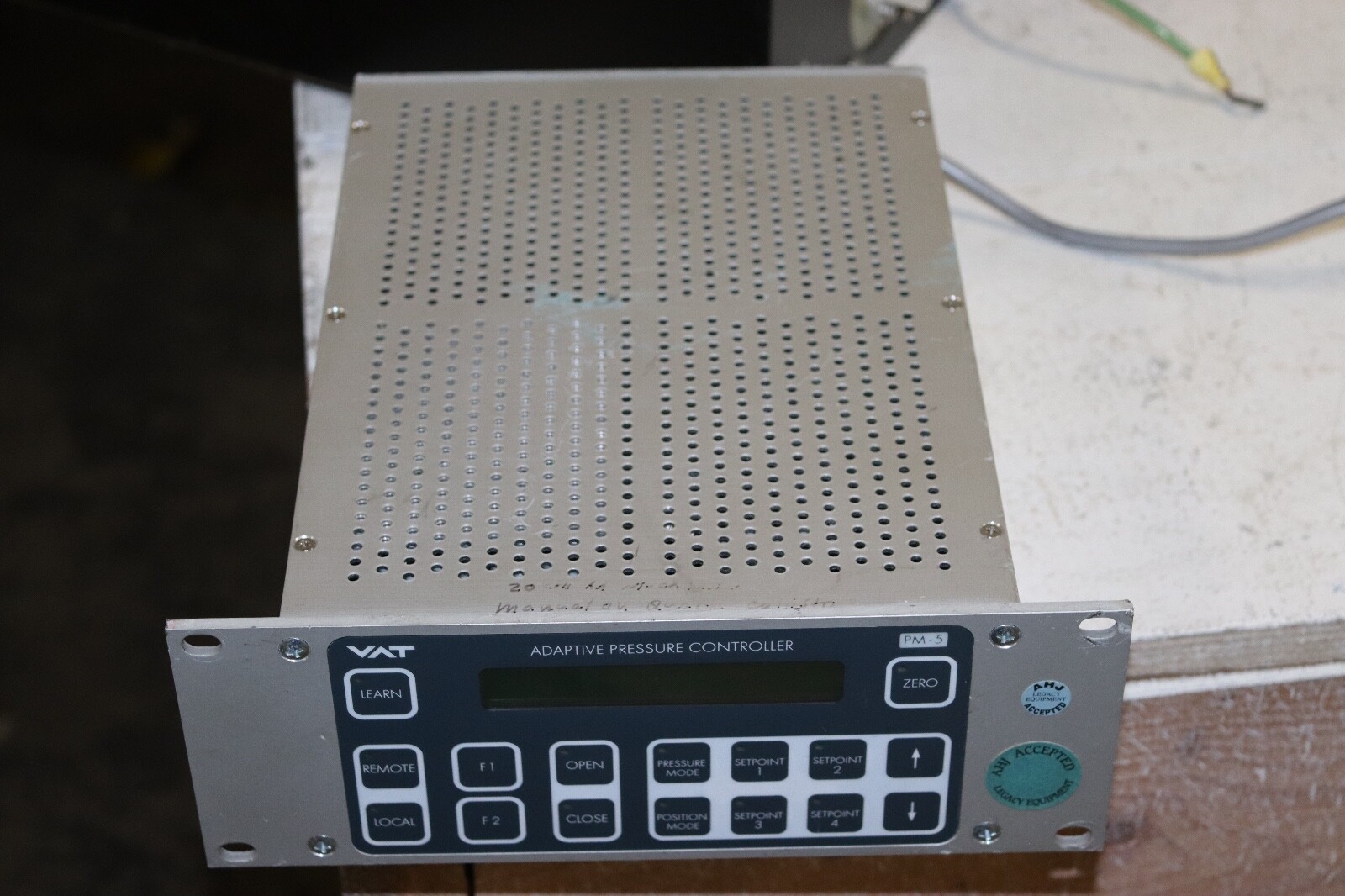VAT 641PM-16PM-0002/054 adaptive pressure controller
