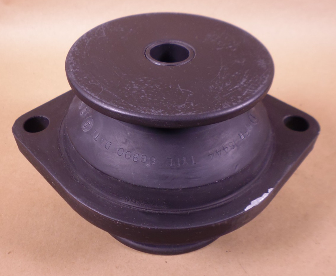 Oil State 6G900 Pipe Hanger Resilient Mount , 450-900 lb, 5342-01-424-2352