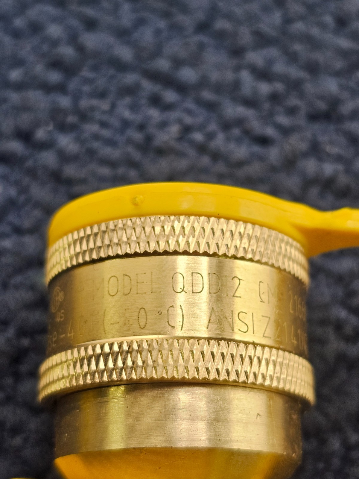 Zhen Dar QDD12: 1/2″ Gas Quick Connect, Disconnect Connector W/ Male Insert Plug