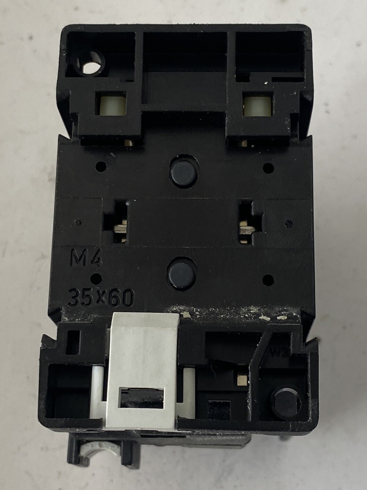 Moeller Electrical Contactor – DIL00 M4-G 24V DC