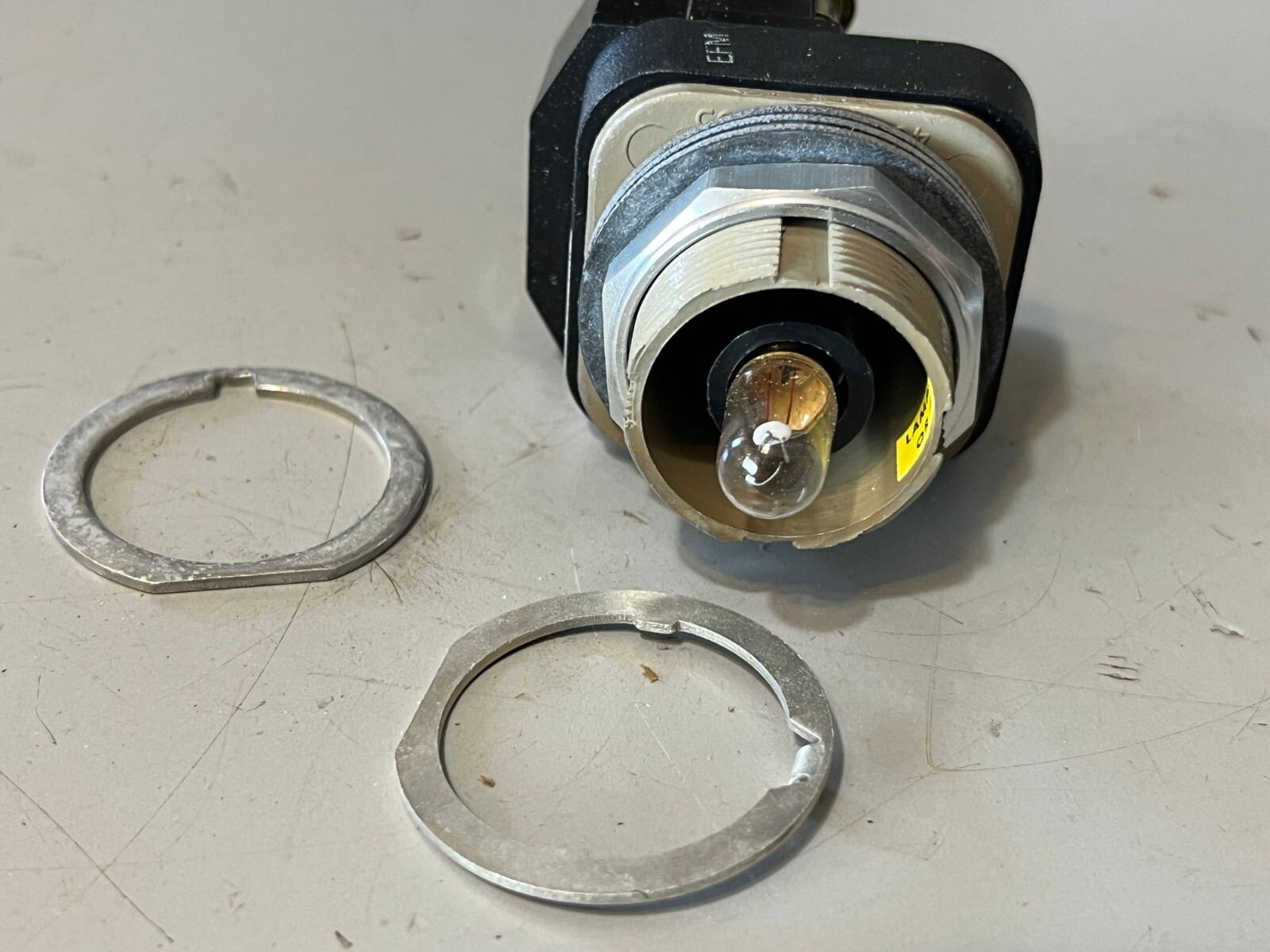 Allen Bradley, Transformer Type Pilight Light Unit, NO Lens Included, 800T-P16