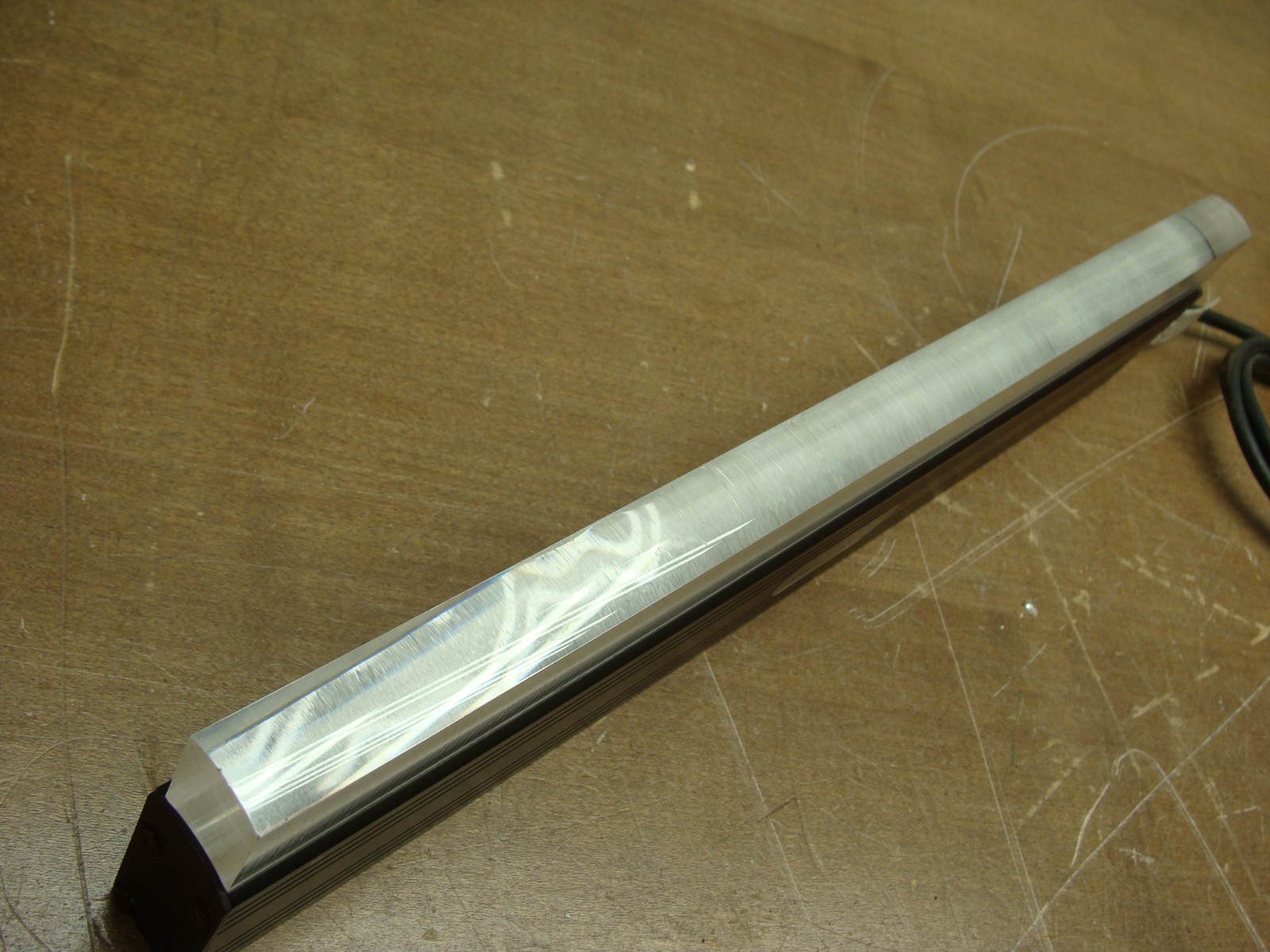 ADVANCED ILLUMINATION LINE LIGHT LL163E054-52024