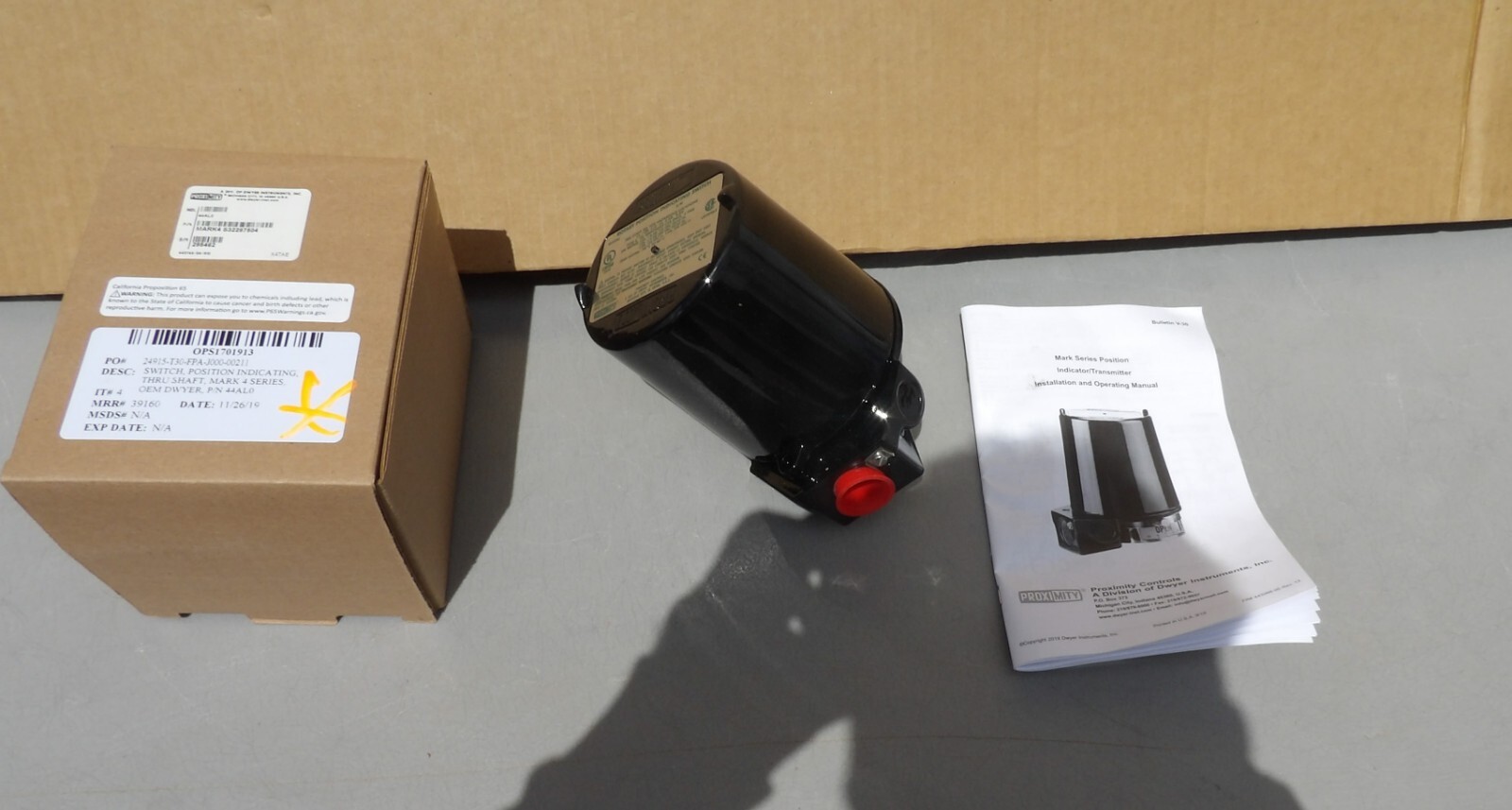 NEW DWYER PROXIMITY MARK 4 SENSOR ROTATING POSITION INDICATOR SWITCH 44AL0