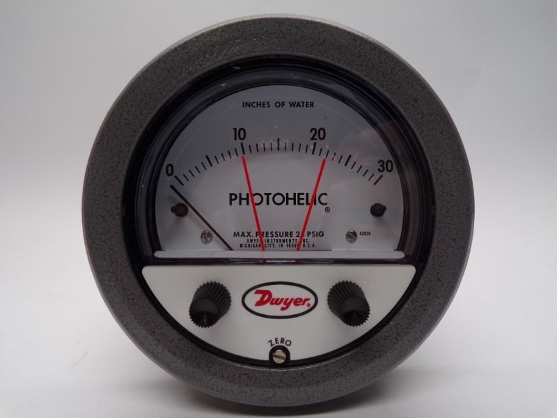 DWYER A3030 120/240VAC 10A 25PSI NSMP