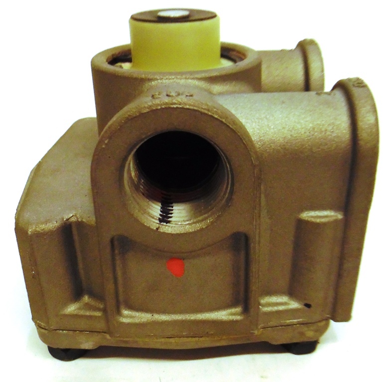 BENDIX, RELAY VALVE WITH BRACKET, 103009N, R-12, T-294888-D, NEW IN BOX