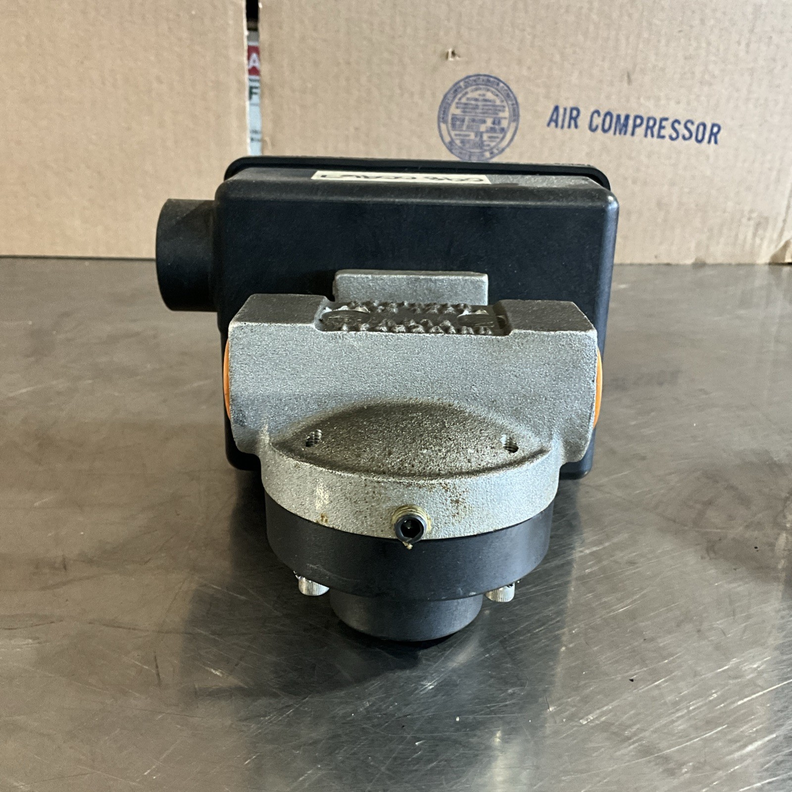 UFM Flow Rate SN-ASB2GLM-4-300V.9-ALWD-ZRF-C B55054 LR63883
