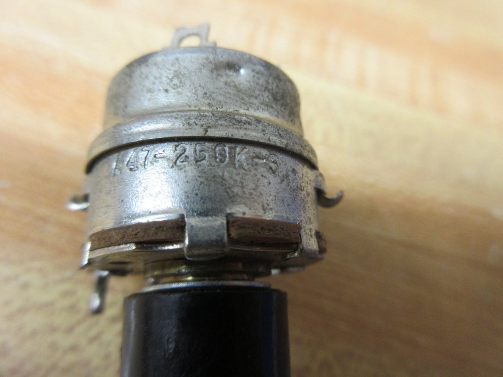 Clarostat A47-250K-S Potentiometer A47250KS