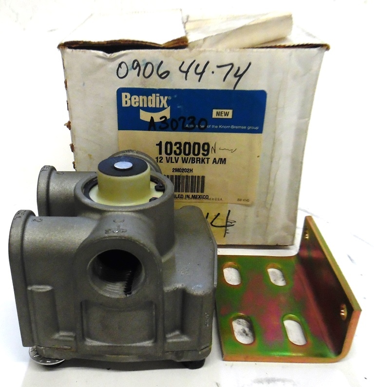 BENDIX, RELAY VALVE WITH BRACKET, 103009N, R-12, T-294888-D, NEW IN BOX