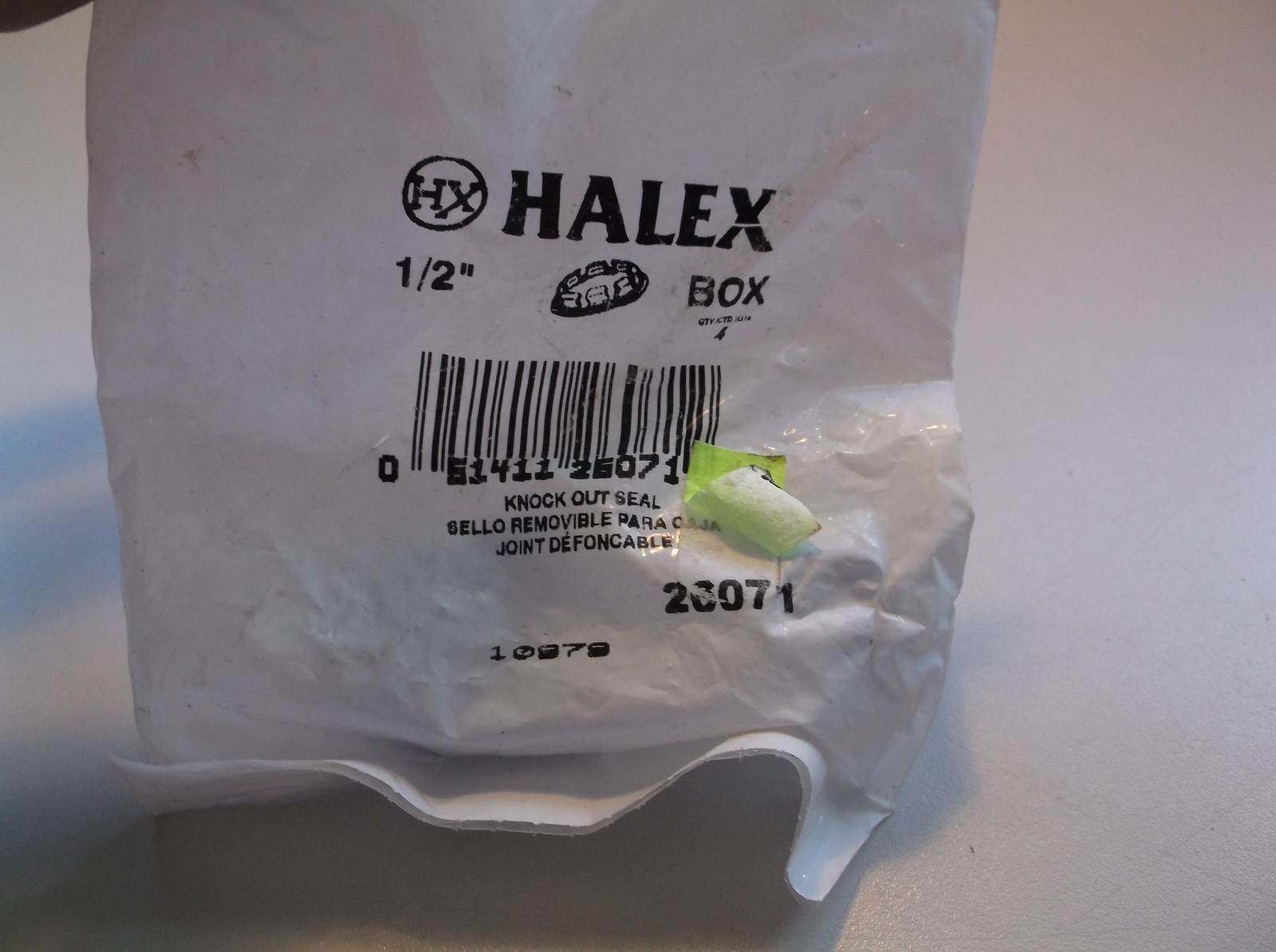 NEW Halex 26071 1/2″ Knockout Seals, Lot of 3 *FREE SHIPPING*
