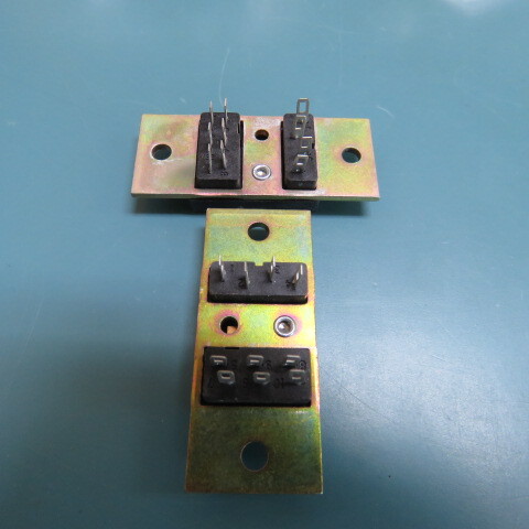 GENERIC 27E446 Qty of 30 per Lot 4-1393143-1