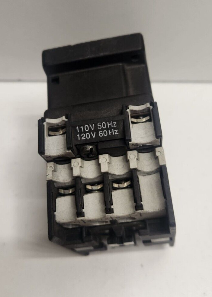 GUARANTEED! MOELLER 20A 3POLE N.O. 120V COIL CONTACTOR DIL00M