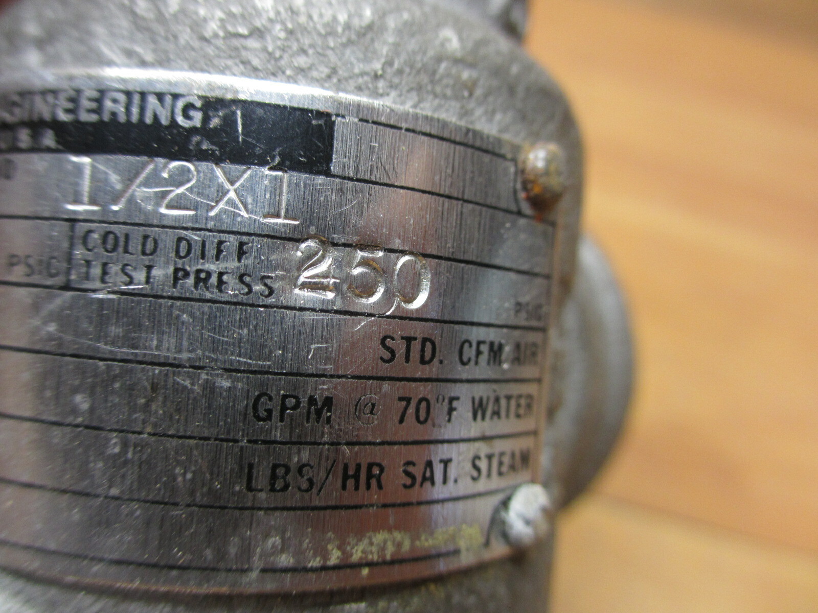 Teledyne Farris 1870/S4 Safety Relief Valve Set 250psig 1/2″x1″ 18.6gpm Water