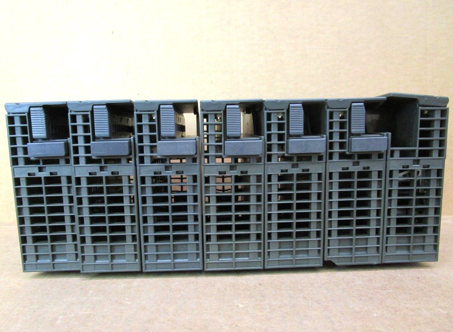 Siemens Simatic S7 6ES7 153-1AA03-0XB0 321-1BH02-0AA0 322-1BH01-0AA0 50729HM