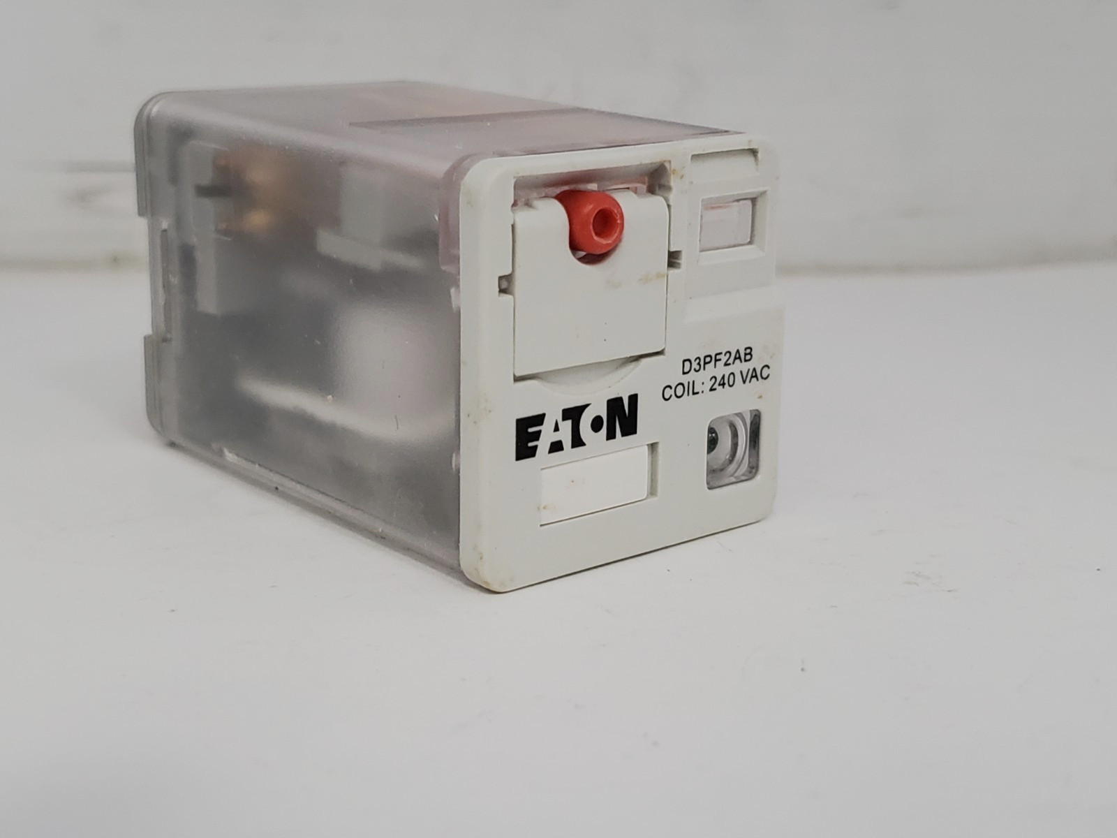 EATON D3PF2AB GENERAL PURPOSE RELAY DPDT OCTAL 16A 24VDC 8 PIN NIB