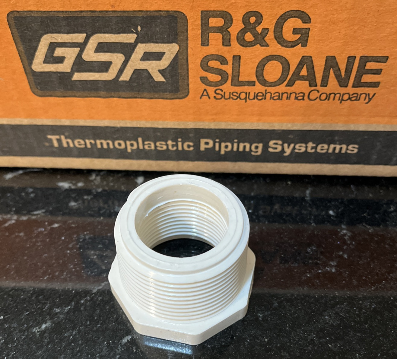 GSR R&G Sloane NOS 439 168 1-1/4″ X 1″ PVC Threader reducer bushing (Box of 25)