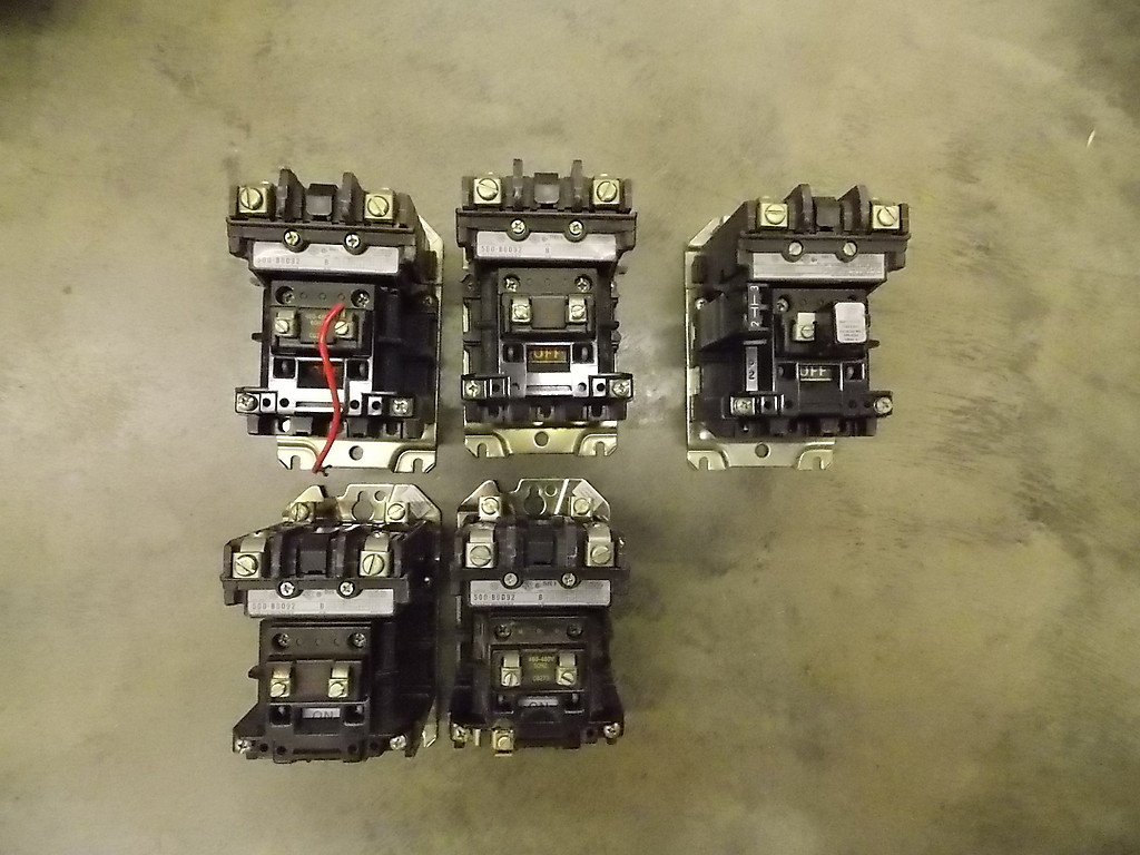 5 ALLEN BRADLEY 500-BOD92 Series B Motor Contactors NEMA Sz 1