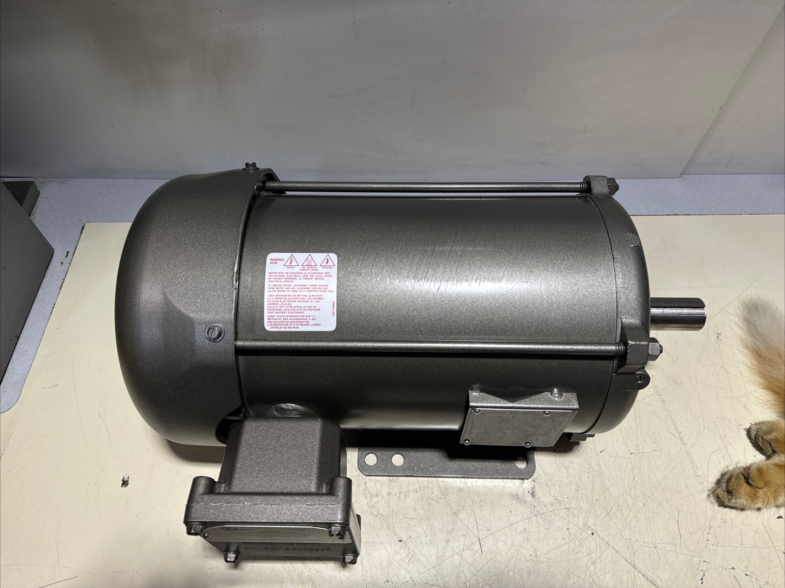 *NEW* Baldor EM7072T 36J536S042G1 5 3HP 230/460 190/380V 11.8/5.9 8.8/4.4A