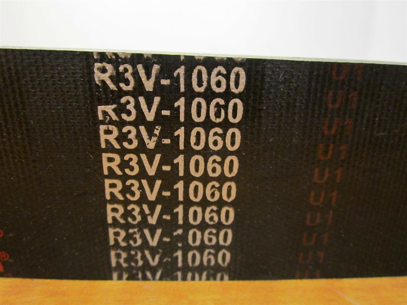 Jason Industrial Uni-Match R3V-1060 Banded Deep-Wedge V-Belt 4 Rib 106″ x 1-5/8″