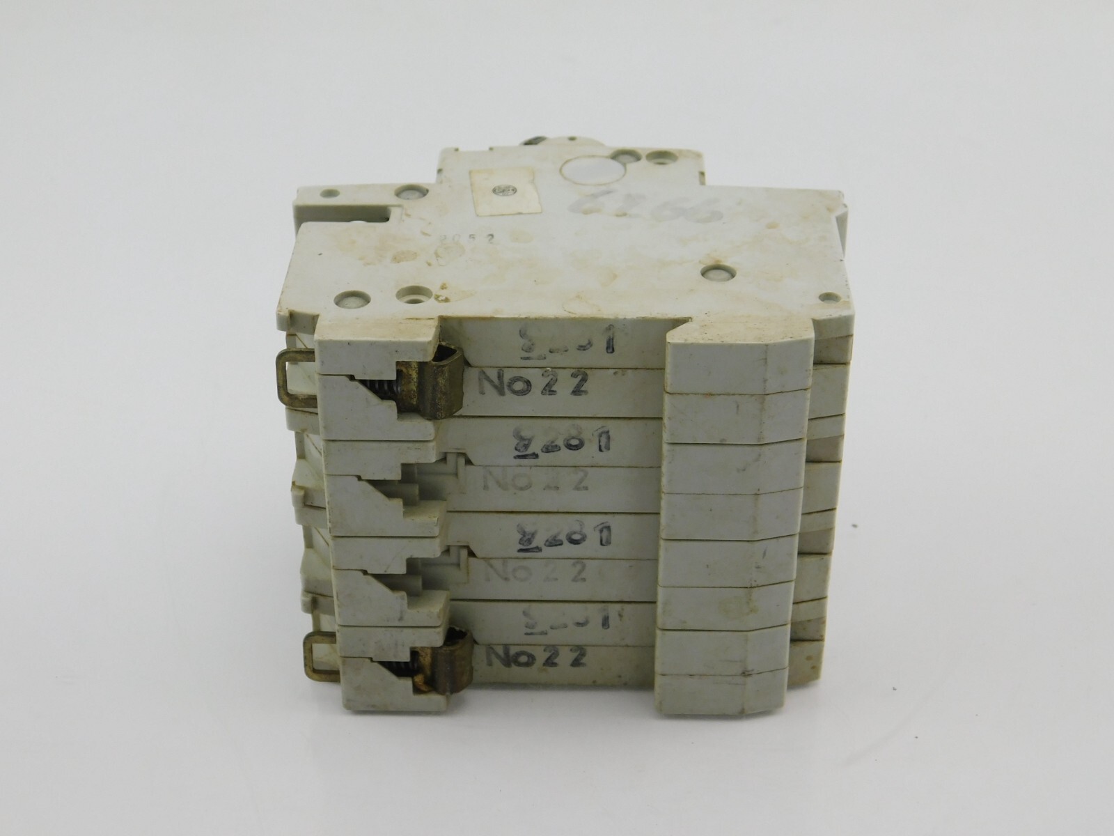 Hager N°22-U(20A) 380 V M 920 01