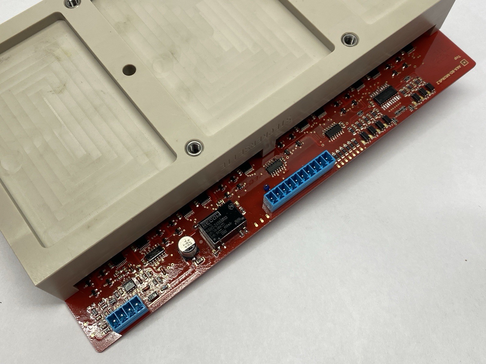 Steckerseite AKA-BD-MUX Probe Board
