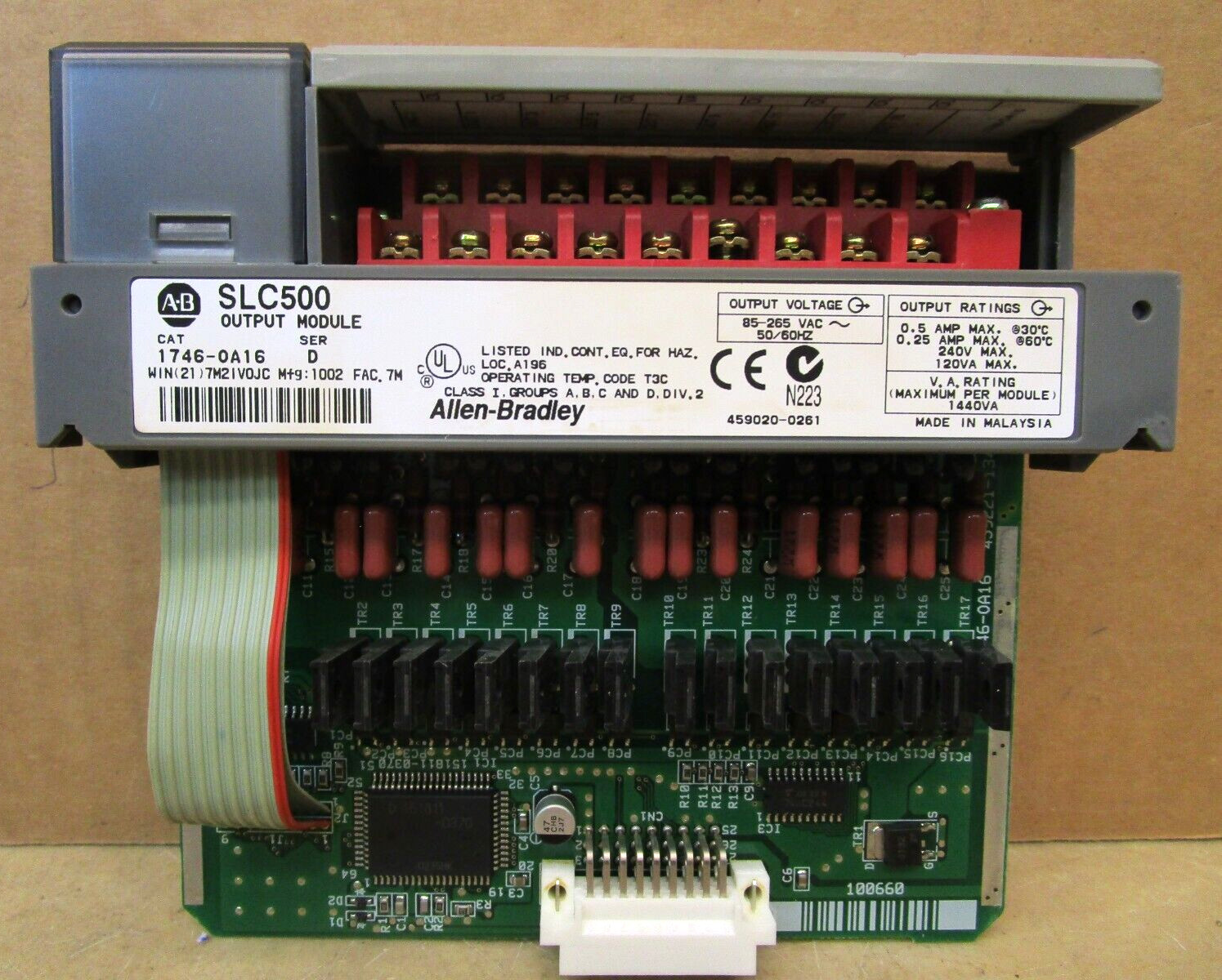 Allen-Bradley SLC500 5/04 1746-P2 1747-L541 1746-NI16V 47689HM