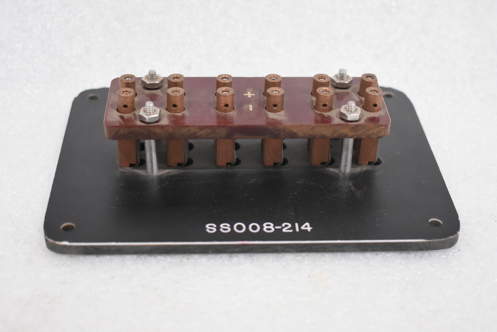 THERMO ELECTRIC SS008-214, 305225 PANEL, JACK, 6-SOCKET, VDP RF BLEEDER ASSEMBLY