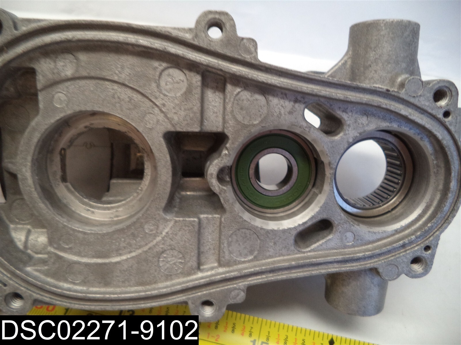 Minor Scratches 495 698 Aluminum Housing