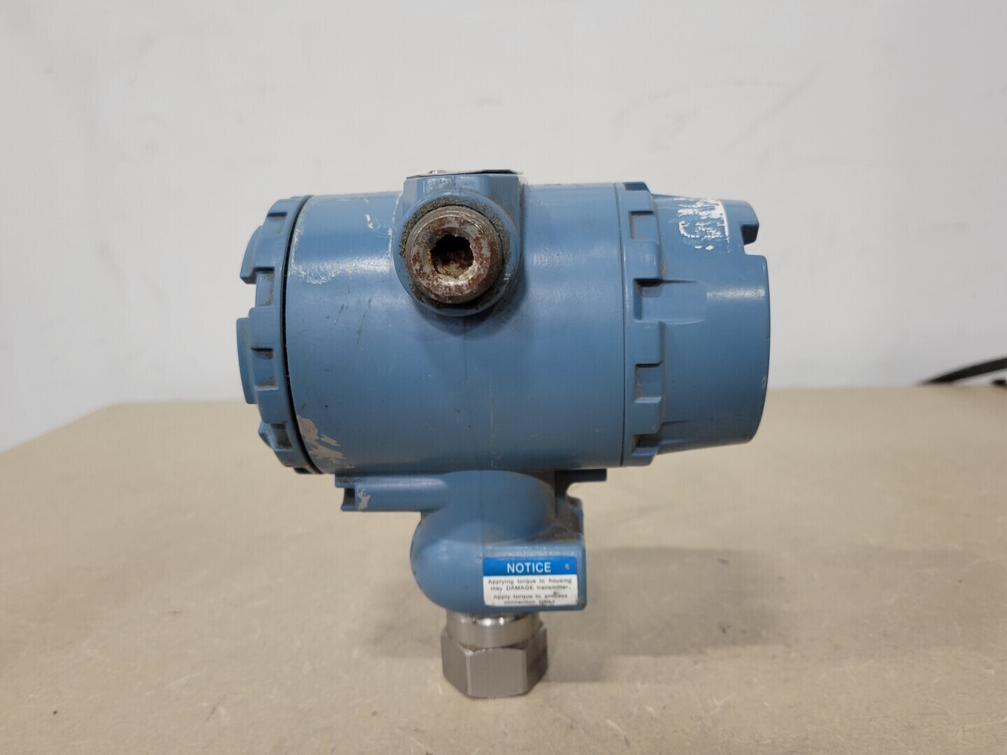 FISHER-ROSEMOUNT 3-15 PSIG Absolute and Gage Pressure Transmitter 2088 G2S22A1M5