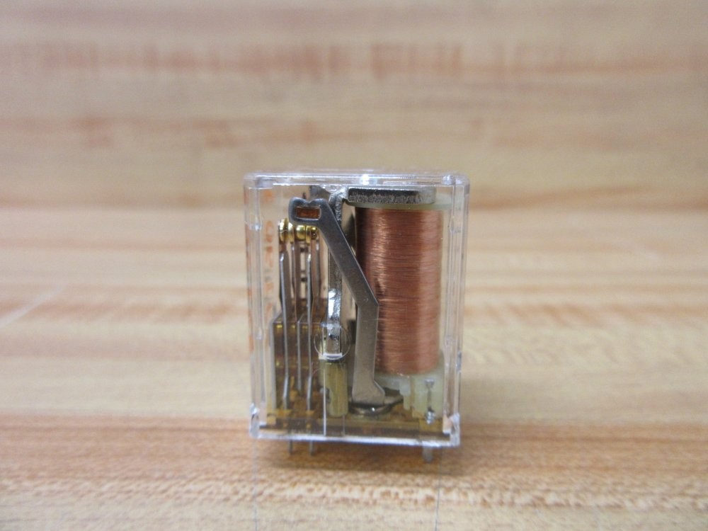 AMF Potter & Brumfield R10-E2-W2-V700-24V DC Relay R10-E2-W2-V700-24VDC