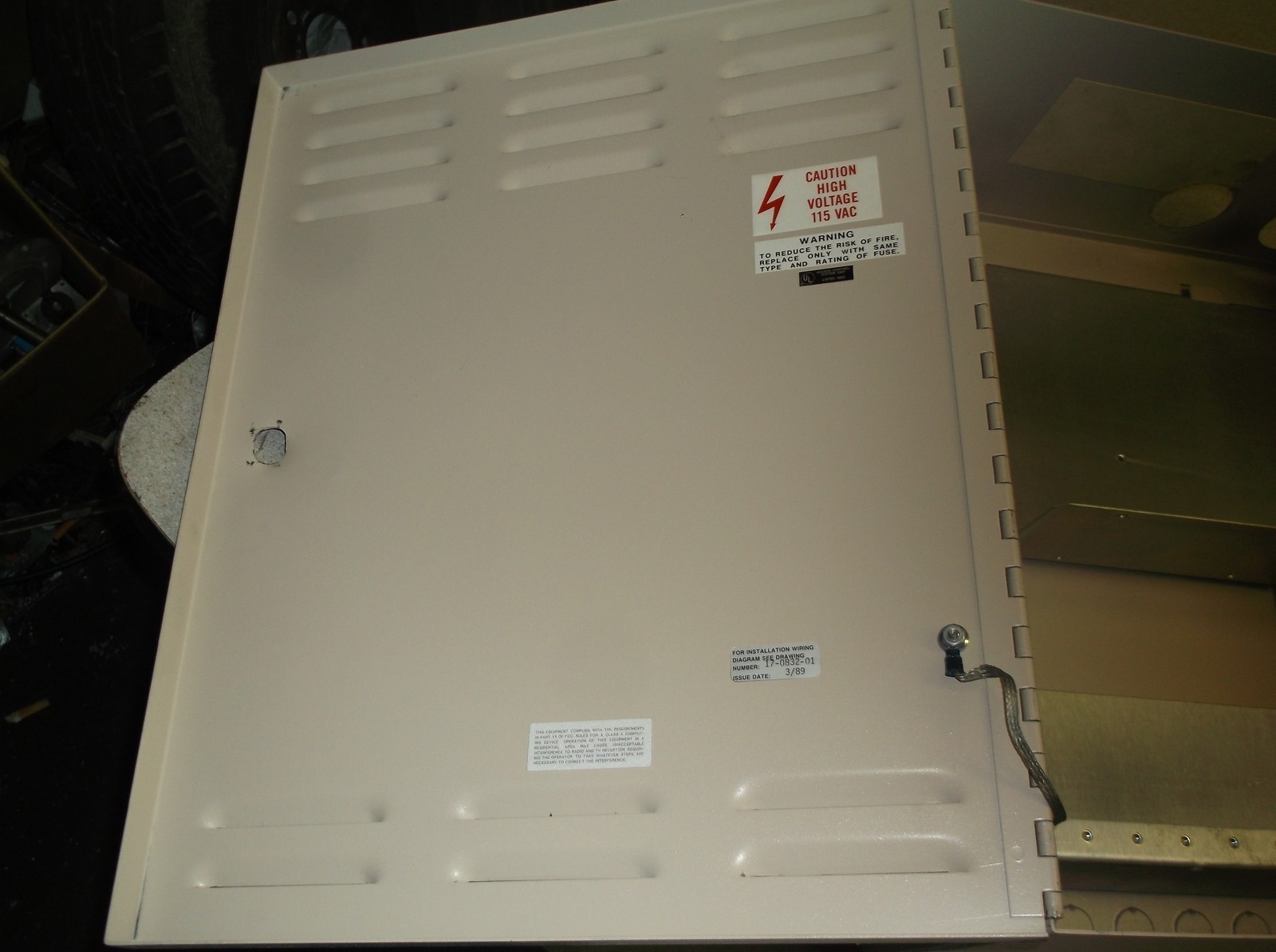 CardKey Systems Access Control System 17-0832-01 15″ x 19″ x 7″ *FREE SHIPPING*