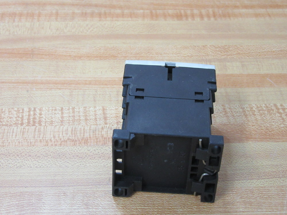 Siemens 3RH1140-1AK60 Control Relay 3RH11401AK60