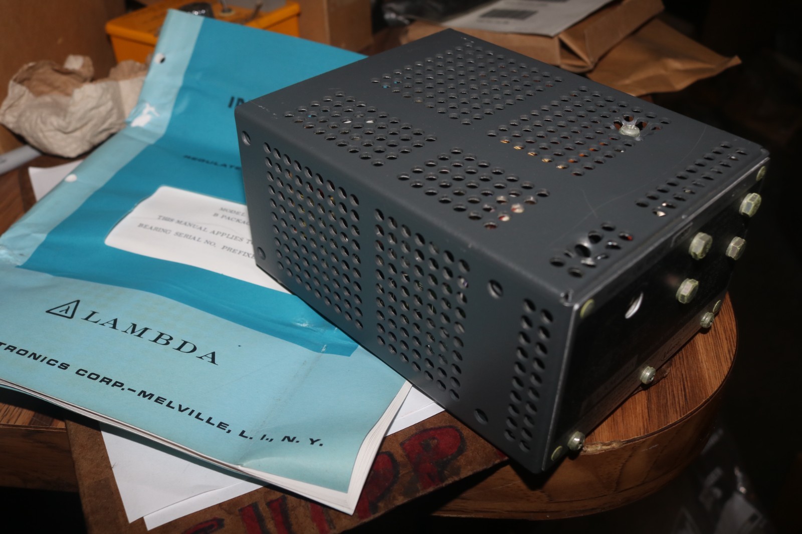 NOS Lambda LM B100-8-2207 Power supply