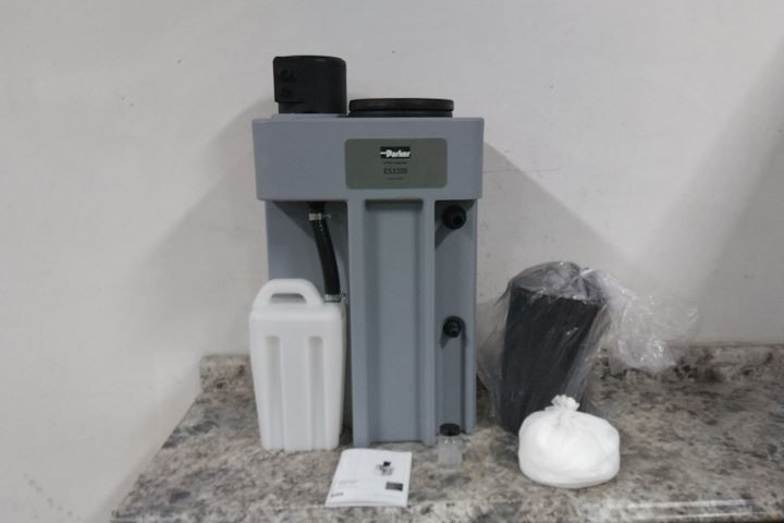 Parker ES2200 40 Max AC HP 99 CFM Max Flow Rate Oil and Water Separator