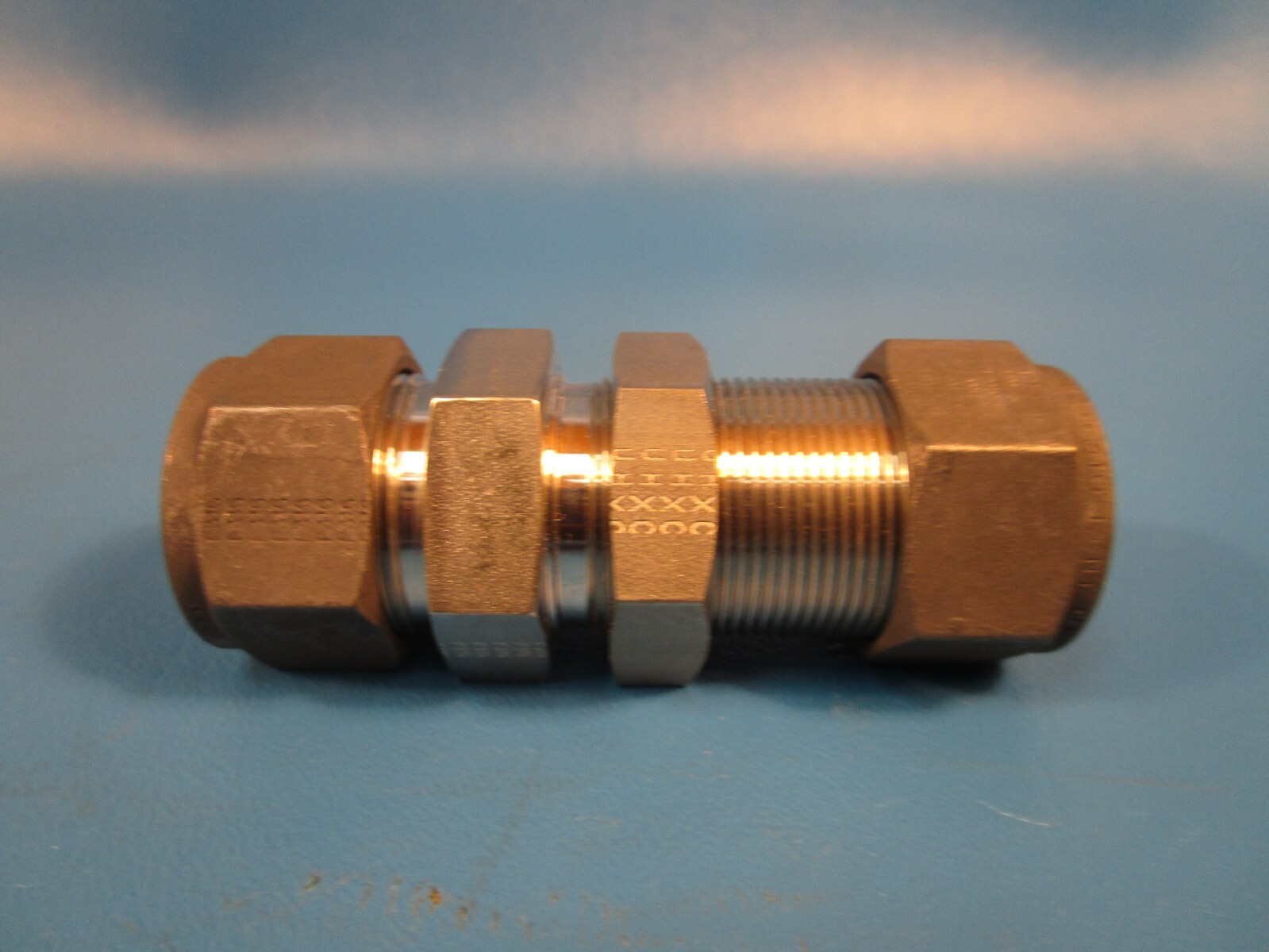 BOX OF 3 Parker 12-12-WBZ-SS-CNQ, Union, Tubing QA1, Bulkhead 3/4″ S-Steel