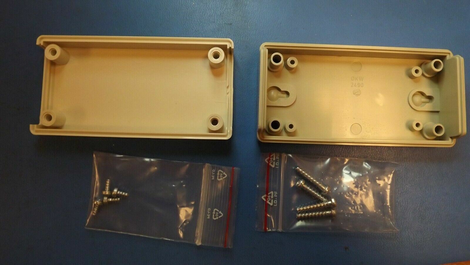 (1) 583-072 ABS FLATPACK CASE 100mm X 50mm X 25mm