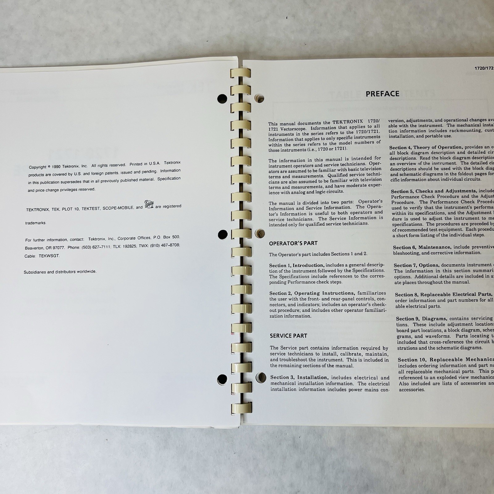 Tektronix 1720/1721 Vectorscope Instruction Manual