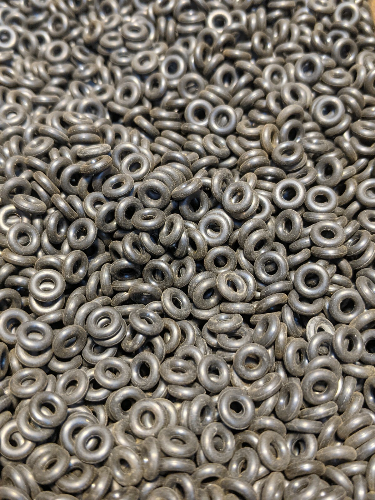 005 BN70 BUNA O-RINGS 3/32″ X 7/32″ X 1/16″ 500 BULK COUNT