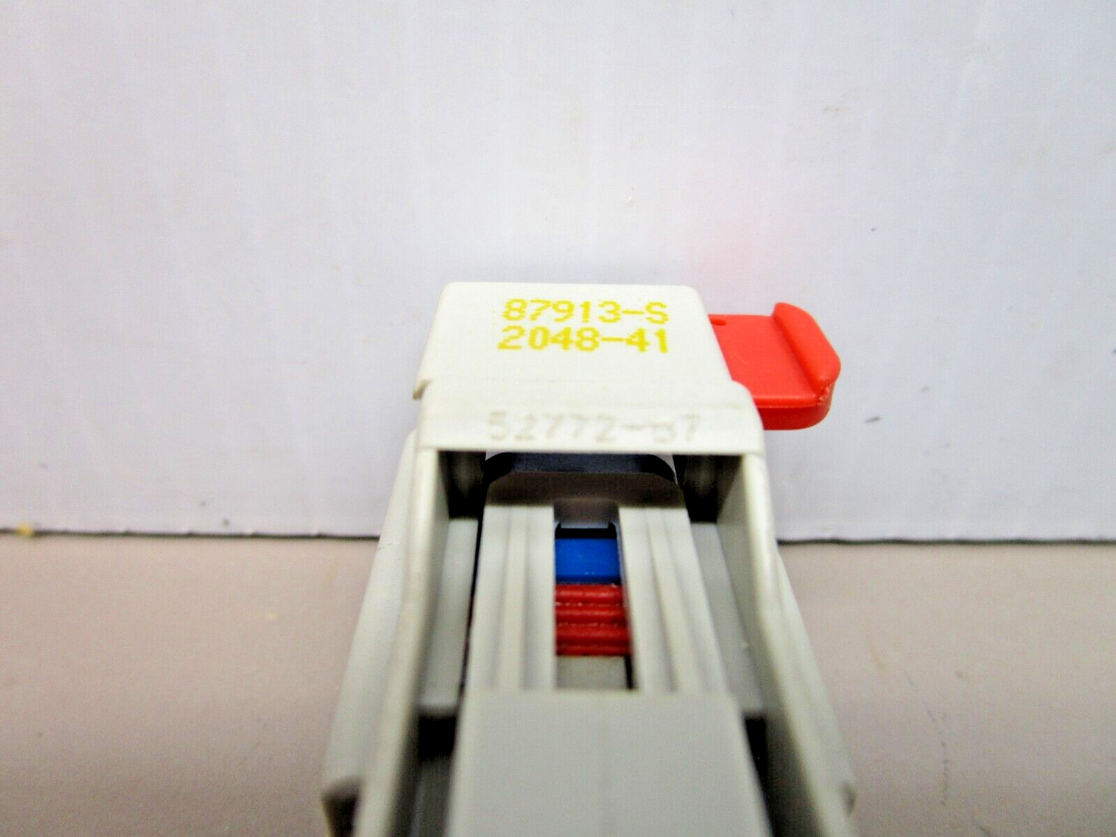 Delphi 87913-S 2-Pin Indexed Connector with Lock 52772
