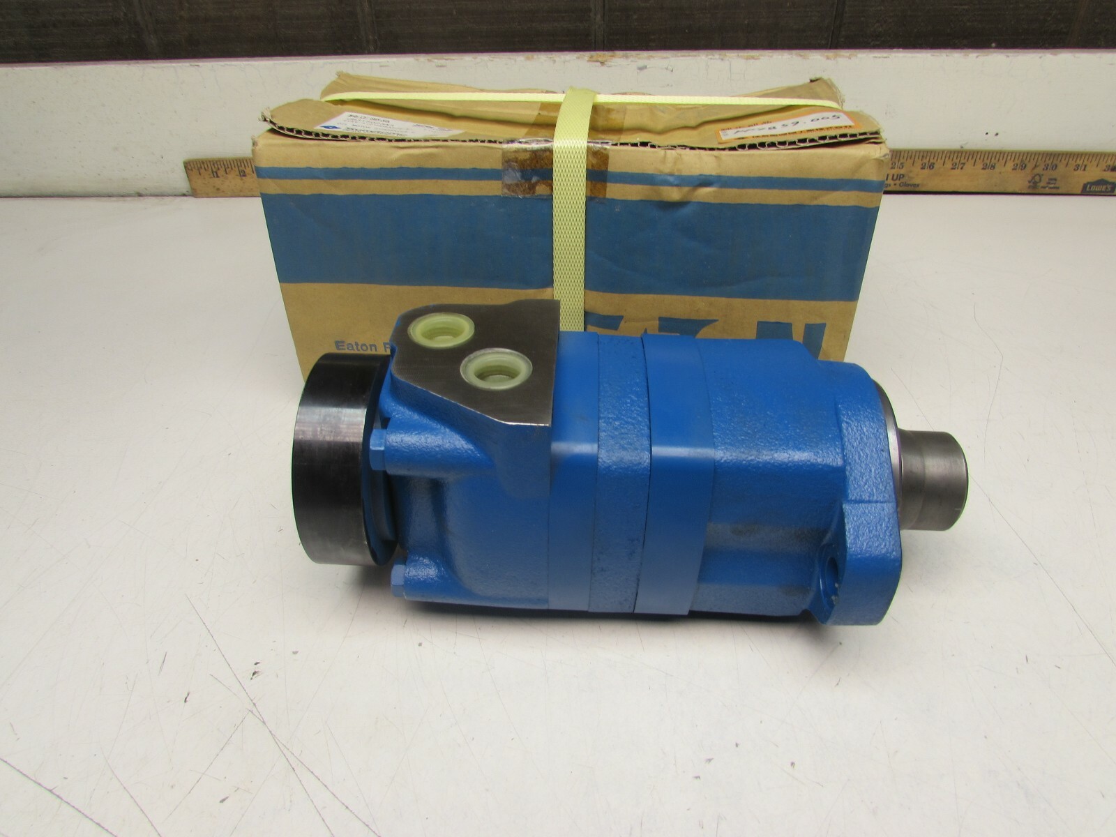 EATON CHAR-LYNN 2TH08AS2S-E 3236, HYDRAULIC MOTOR, NEW! MAKE OFFER!