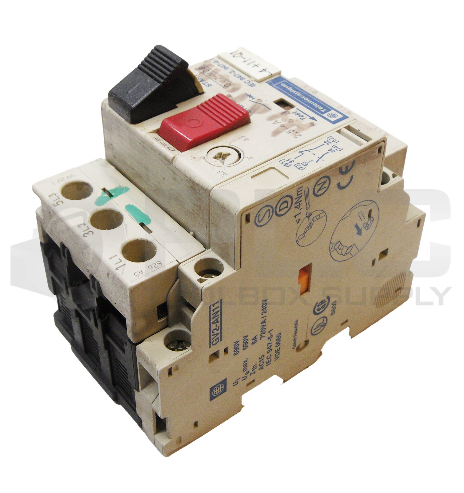 TELEMECANIQUE GV2-M08 CIRCUIT BREAKER 2.5-4A 690V W/ GV2-AN11 AUXILIARY CONTACT