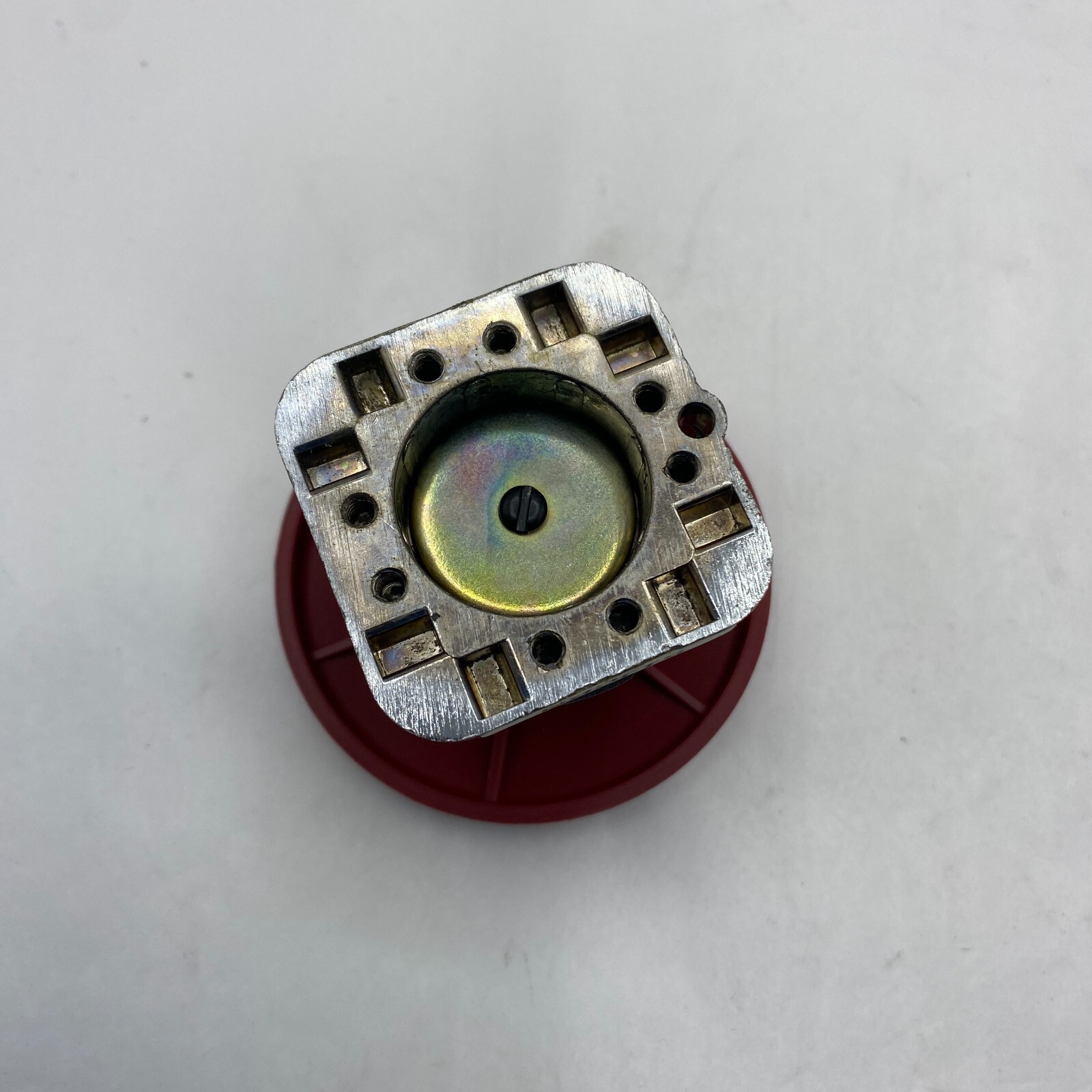 Furnas Electric 51JCPN Oil-Tight Control Push Button – Heavy Duty ✅