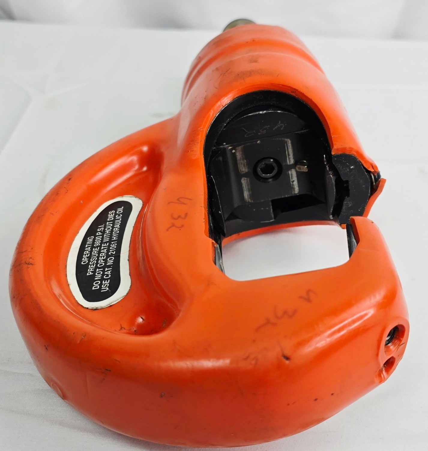 Thomas And Betts T&B Insulated Remote Hydraulic Crimp Head Model TBM15PF