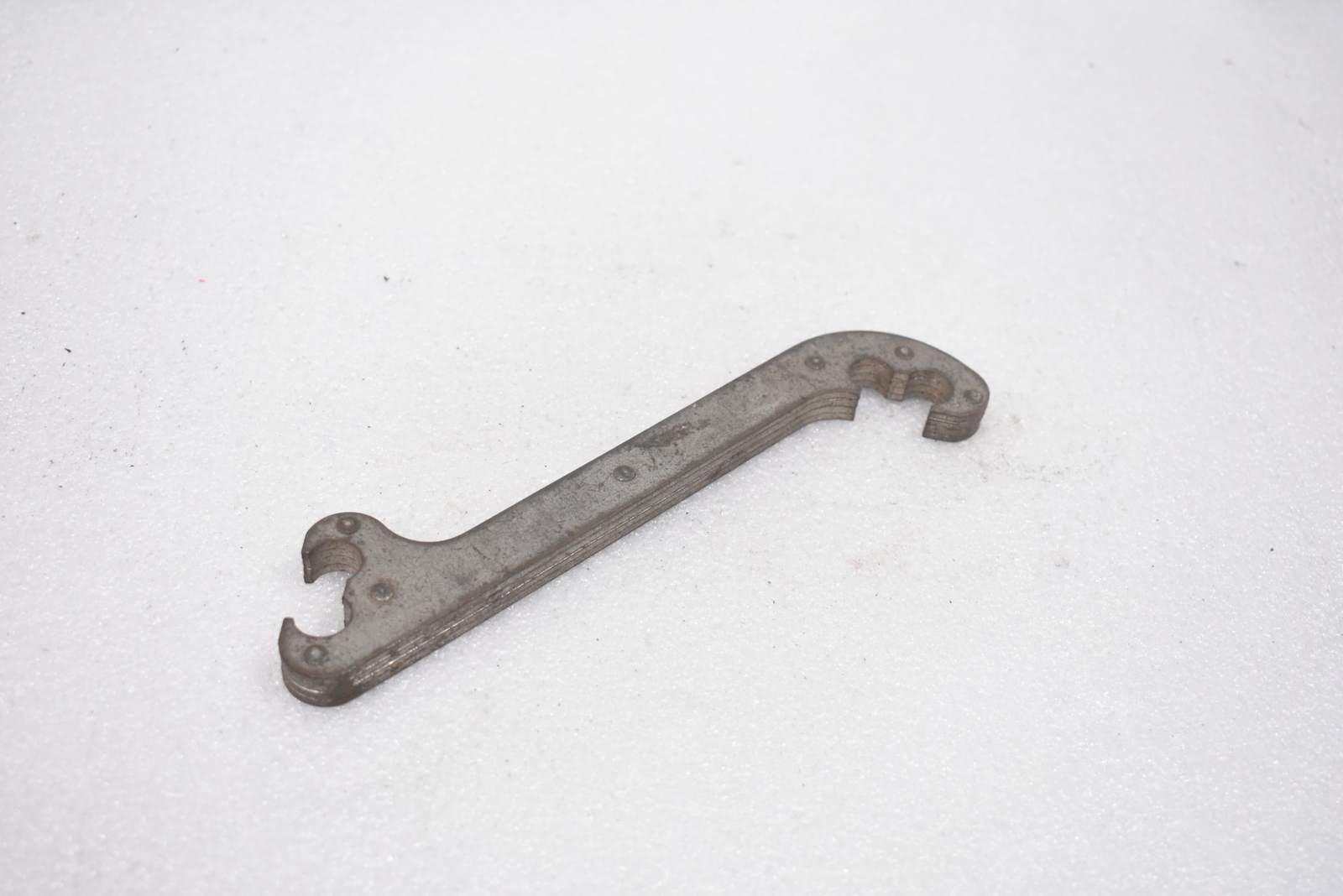 40900 UNIVERSAL TIRE ROD TOOL