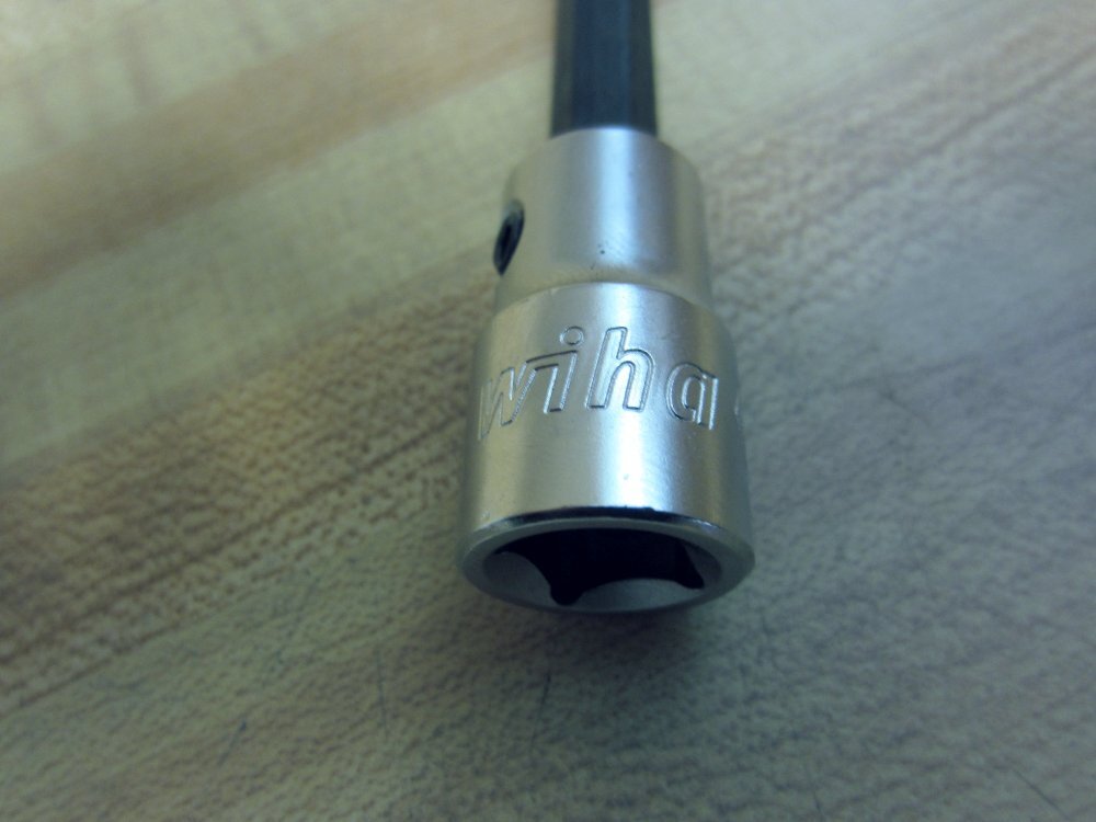 Wiha Tools 71388 Hex Bit Socket 3/8″ X 5/16″ (Pack of 15)