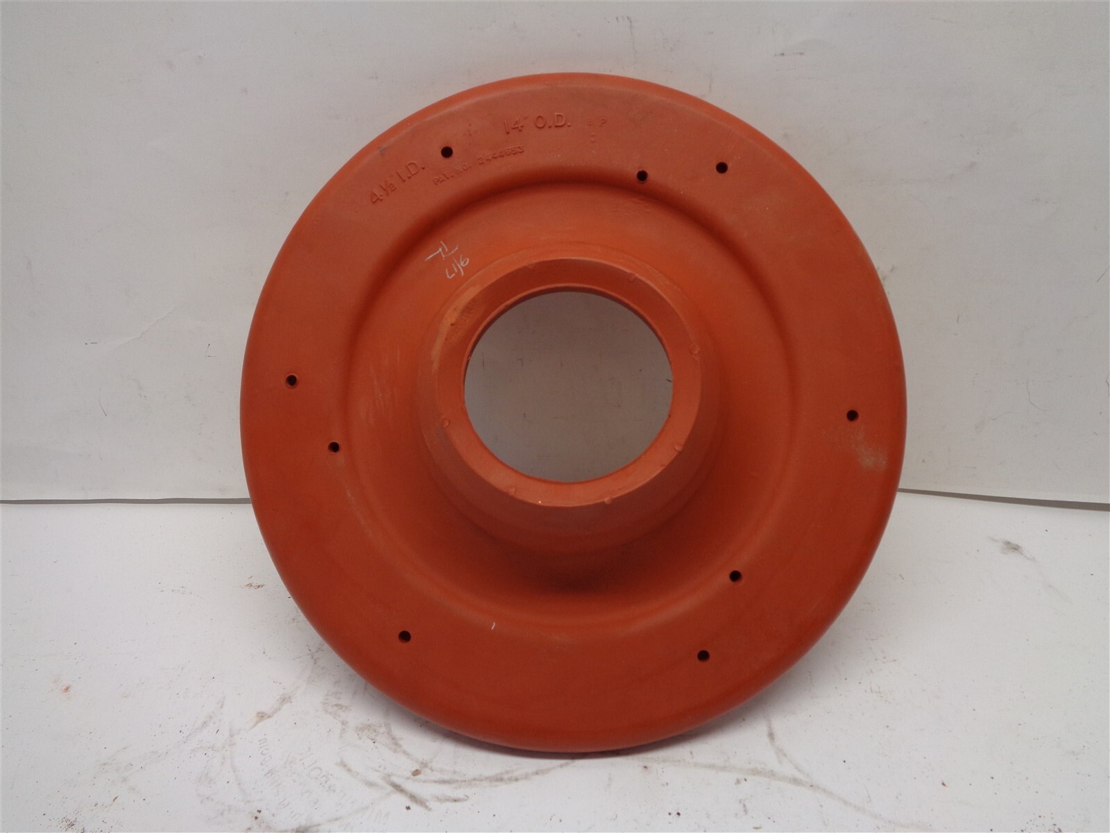 4-1/2″ ID x 14″ OD Pipe Wiper