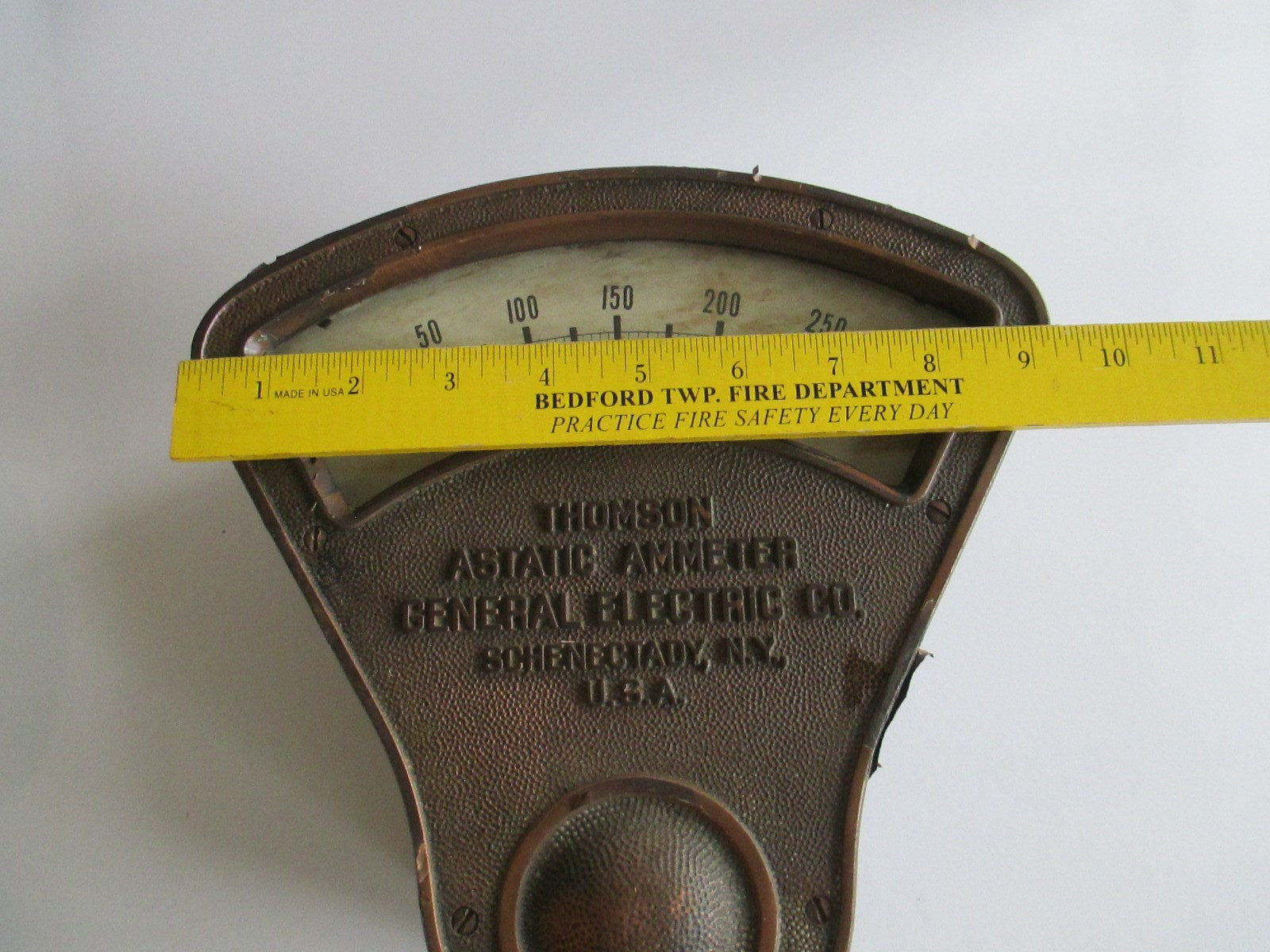 Antique Brass Plated GENERAL ELECTRIC Amp Thompson Astatic Meter , 9.5″ C59