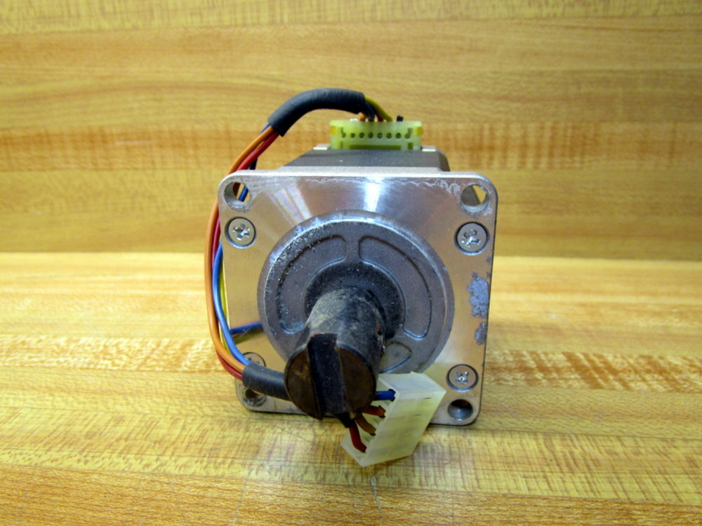Sanyo Denki 103H7123-04407 Stepping Motor 103H712304407