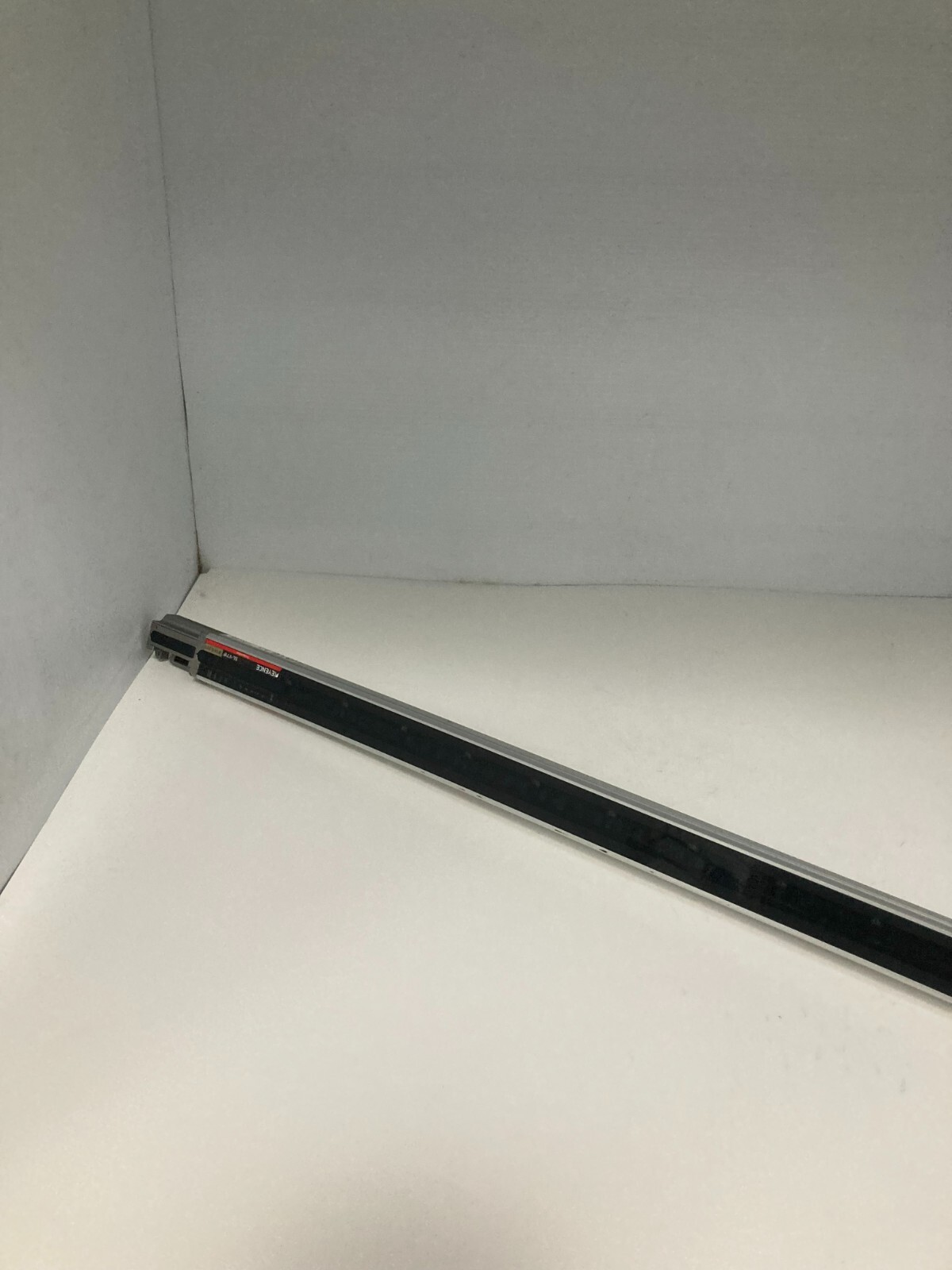 KEYENCE SL-V71F SAFETY LIGHT CURTAIN TRANSMITER 24VDC 15.7MS RESPONSE TIME